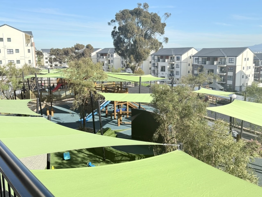 To Let 2 Bedroom Property for Rent in De Zicht Estate Western Cape